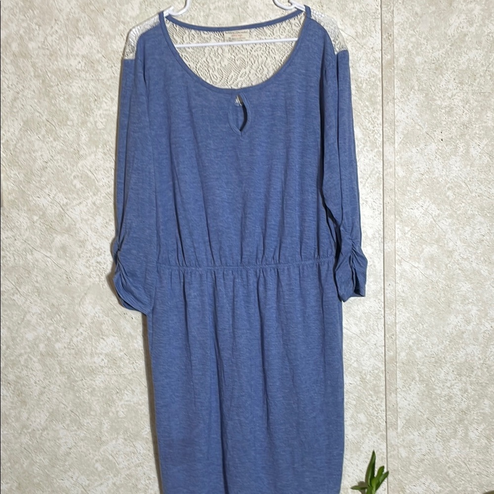 Bobbie Brooks Blue Casual Cotton Dress with peephole and lace detail